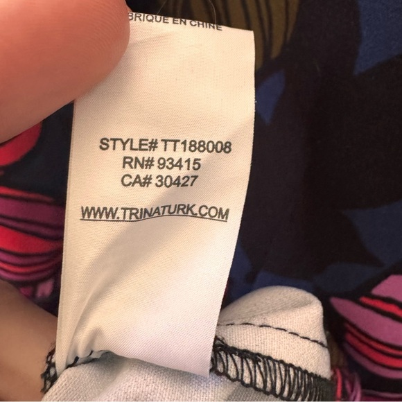 Trina Turk Miley Bell Sleeves Floral Dress Size 8 - Picture 11 of 11